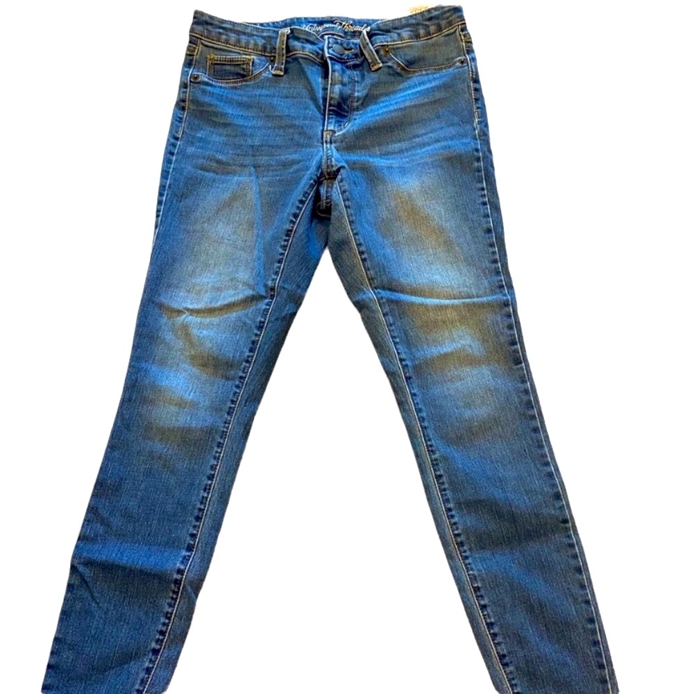 Women’s Mid Rise Jeans